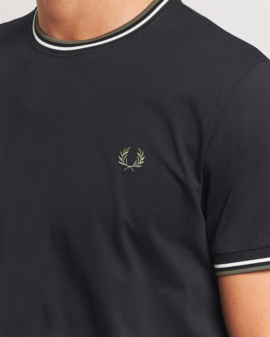 Men | T-Shirts | Fred Perry | Twin Tipped T-Shirt Black