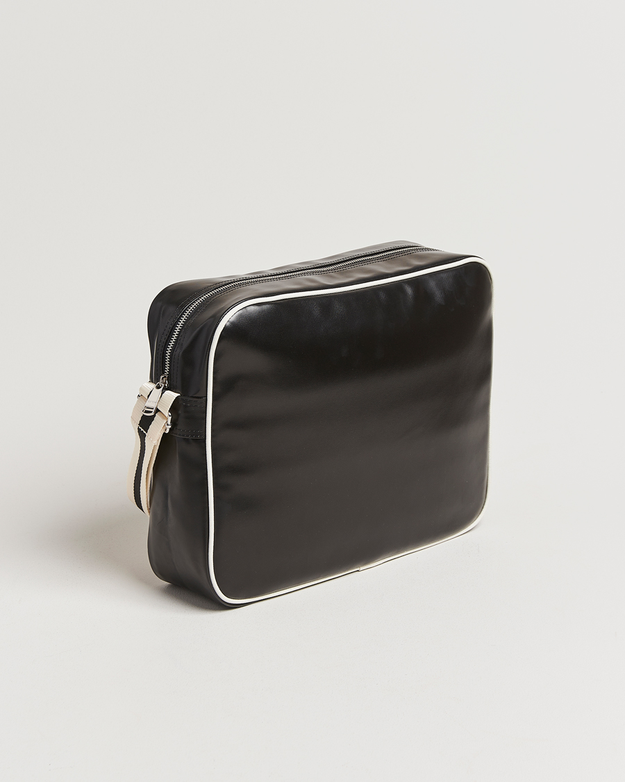 Men | Bags | Fred Perry | Classic Shoulder Bag Black/Ecru