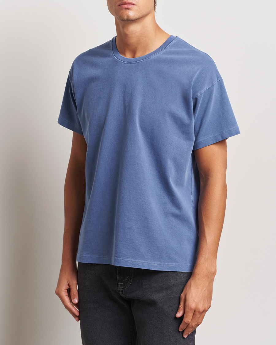Men | T-Shirts | Jeanerica | Ruben Crew Neck T-Shirt Washed Adriatic Blue