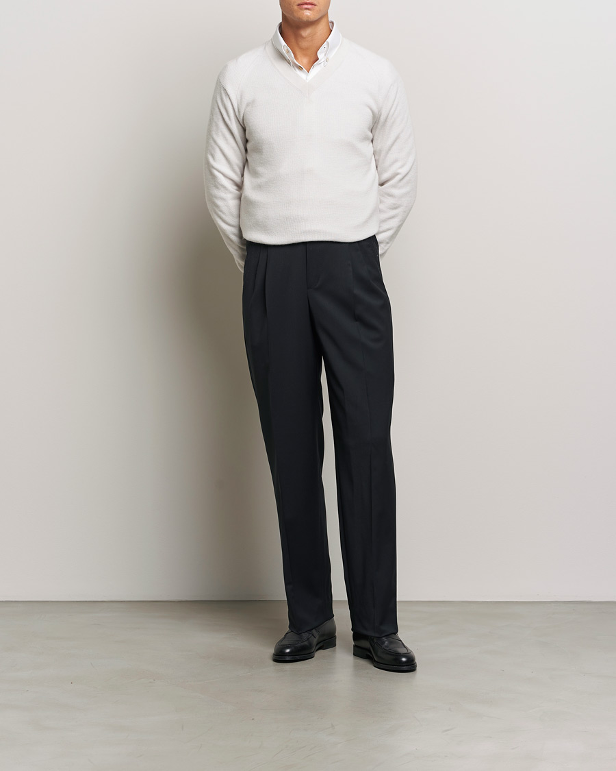 Men | Trousers | Brioni | Pleated Wool Trousers Navy