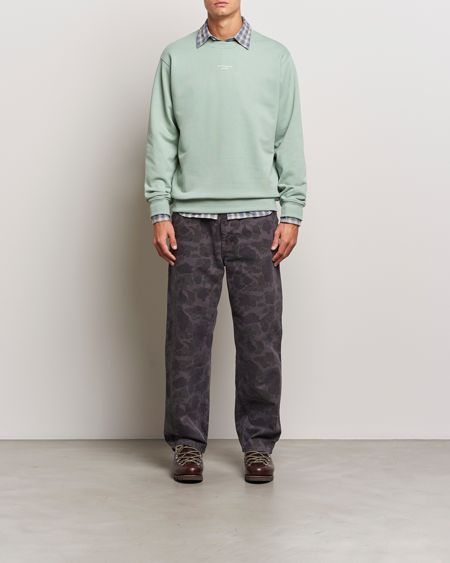 Men | Sweaters & Knitwear | Drôle de Monsieur | Classic Slogan Sweatshirt Water Green