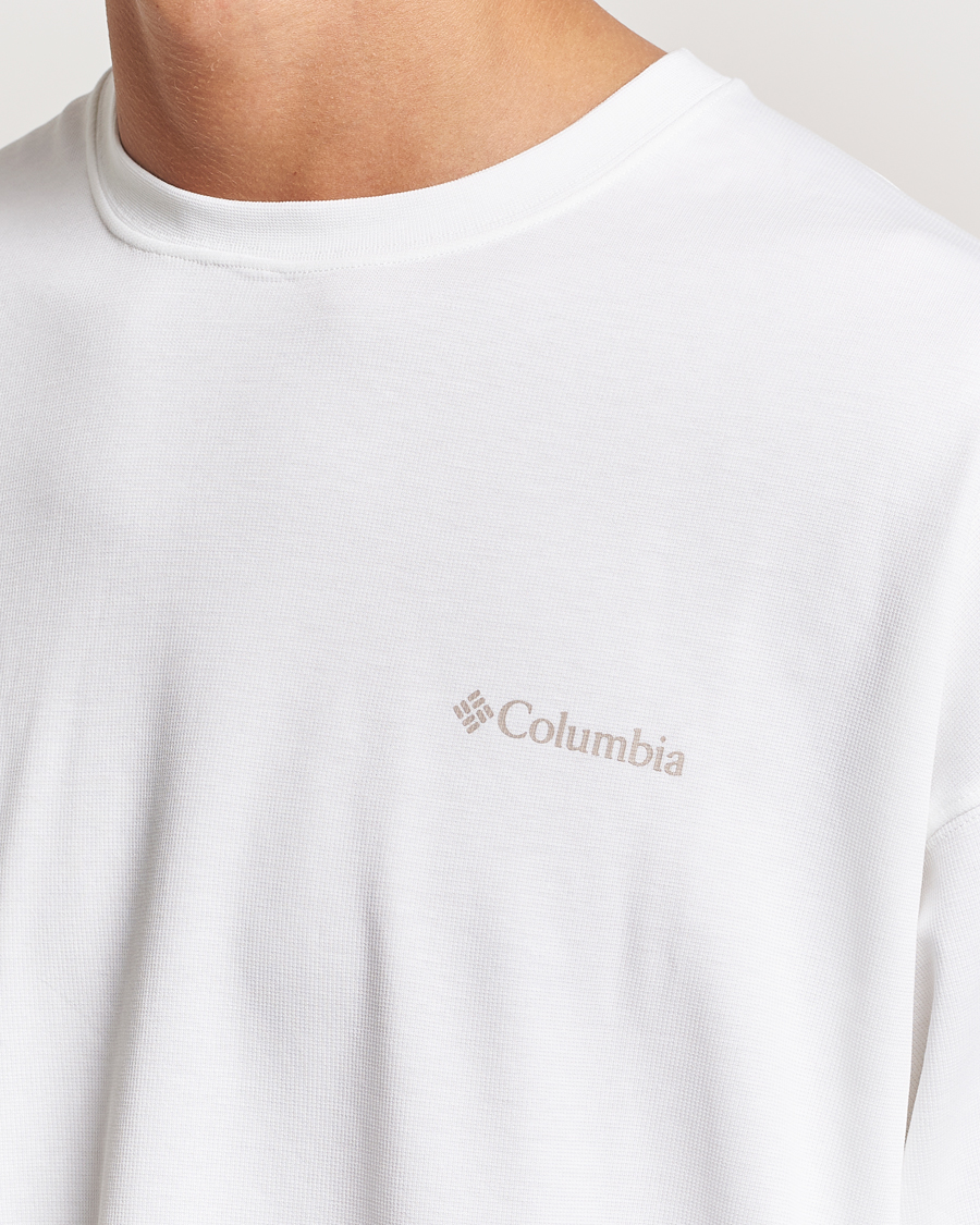 Men | T-Shirts | Columbia | Duxbery Relaxed Long Sleeve T-Shirt White