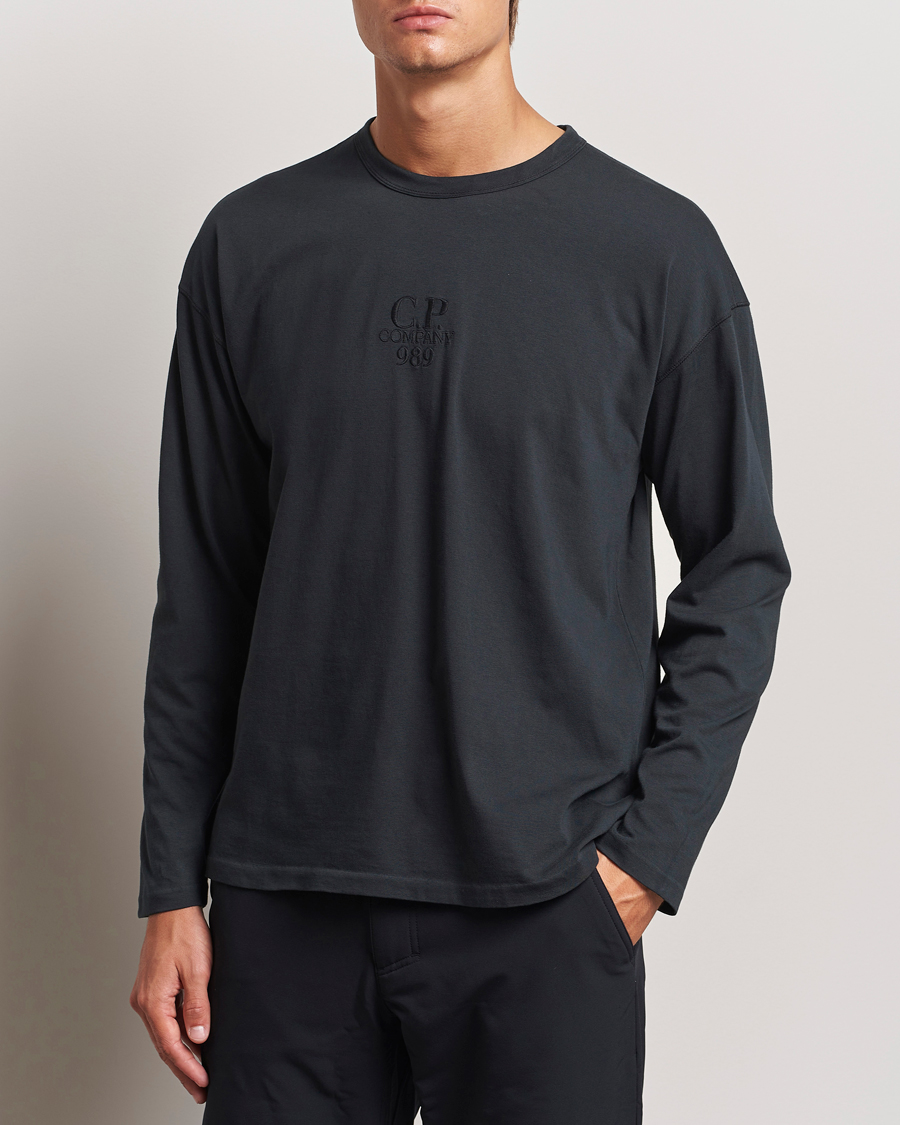Men | T-Shirts | C.P. Company | Box Fit Tonal Logo Long Sleeve T-shirt Washed Black