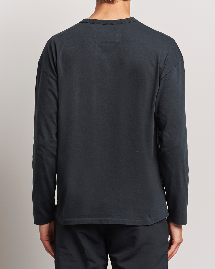 Men | T-Shirts | C.P. Company | Box Fit Tonal Logo Long Sleeve T-shirt Washed Black