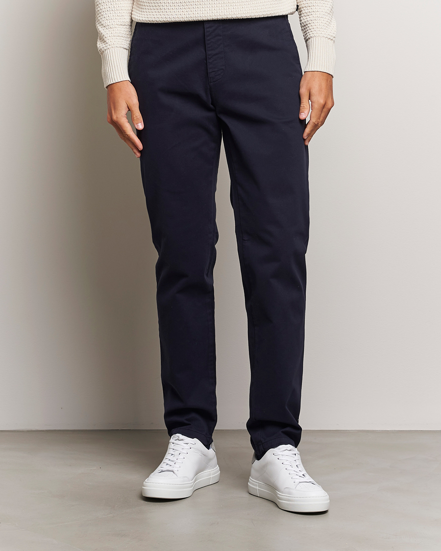 Men | Trousers | Tiger of Sweden | Caidon Cotton Chinos Deep Well
