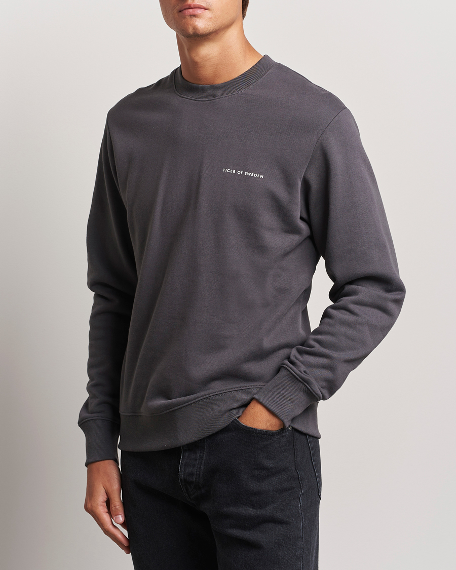 Men | Sweaters & Knitwear | Tiger of Sweden | Emerson Crew Neck Sweatshirt Charcoal