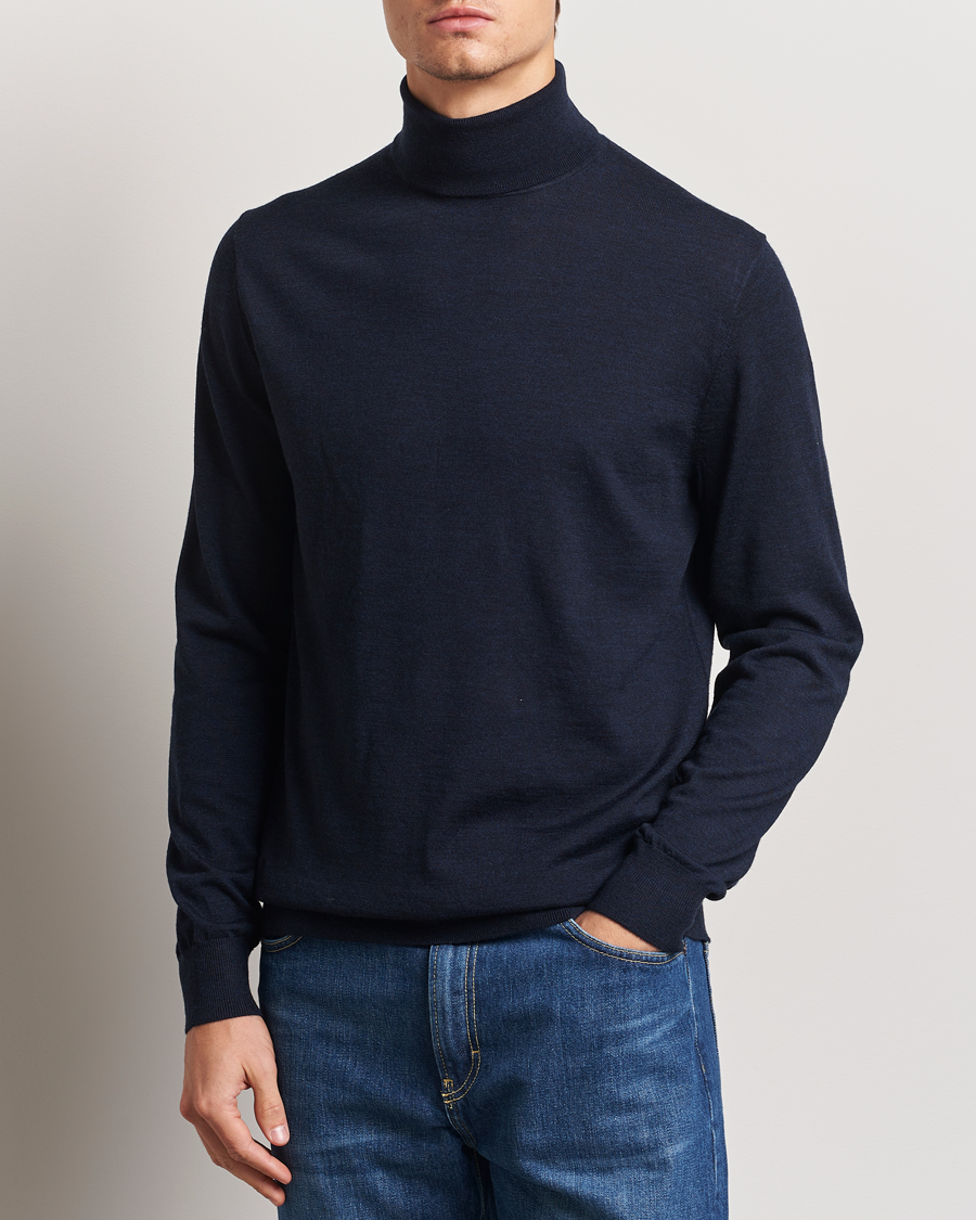 Men | Sweaters & Knitwear | Tiger of Sweden | Nevile Extra Fine Merino Polo Light Ink