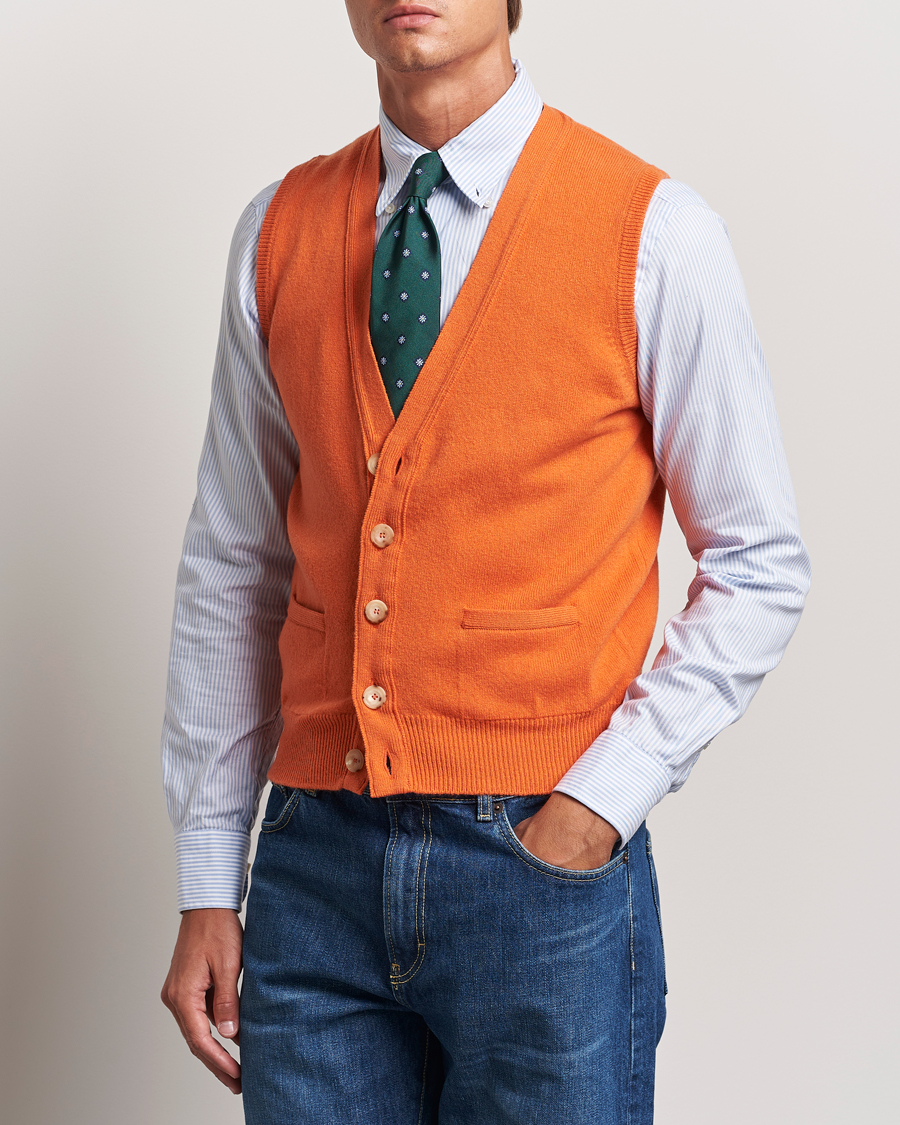 Men | Sweaters & Knitwear | Drake's | Lambswool Vest Cardigan Orange