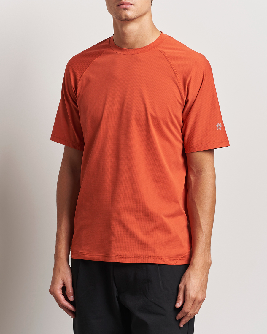Men | T-Shirts | Goldwin | WF Dry T-Shirt Horizon Red