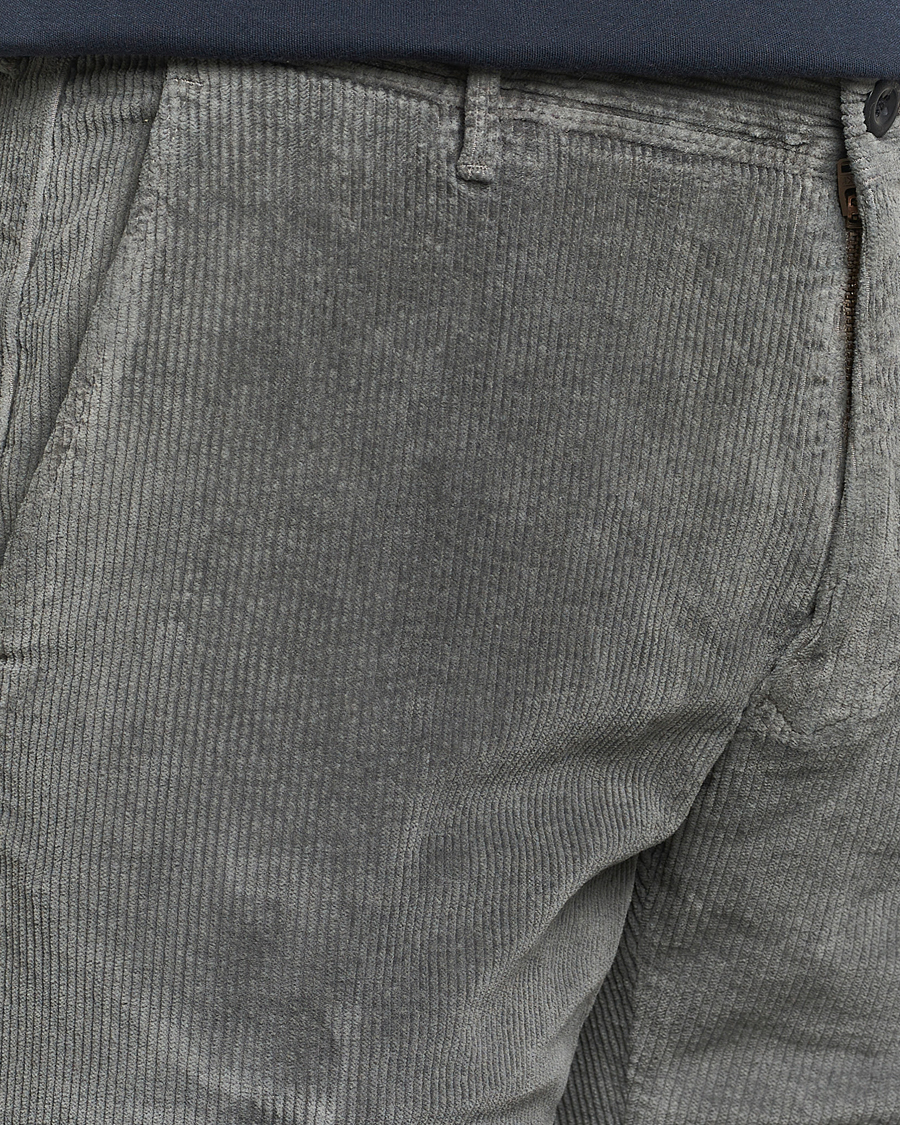 Men | Trousers | Incotex | Slim Fit Leisure Cord Slacks Grey