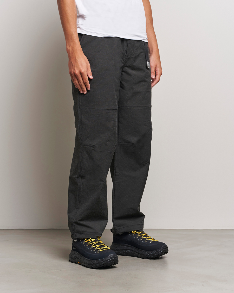 Men | Trail Sneakers | Hoka | One Tor Summit Black