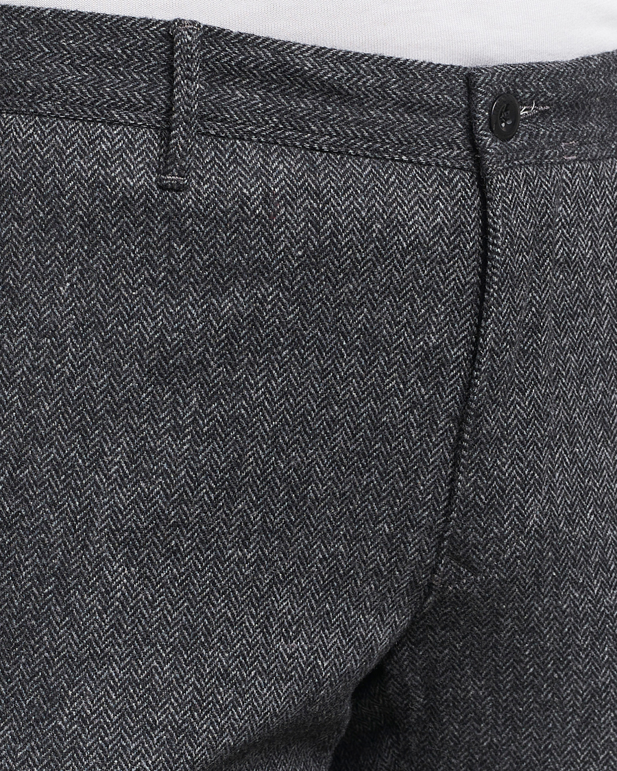 Men | Trousers | Incotex | Slim Fit Washed Wool Stretch Slacks Dark Grey