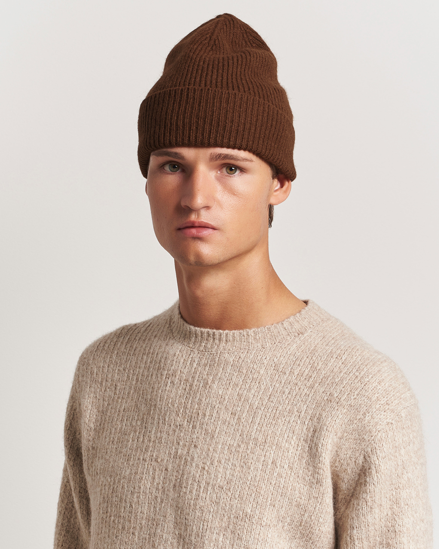 Men | Beanies | Le Bonnet | Lambswool/Caregora Beanie Walnut