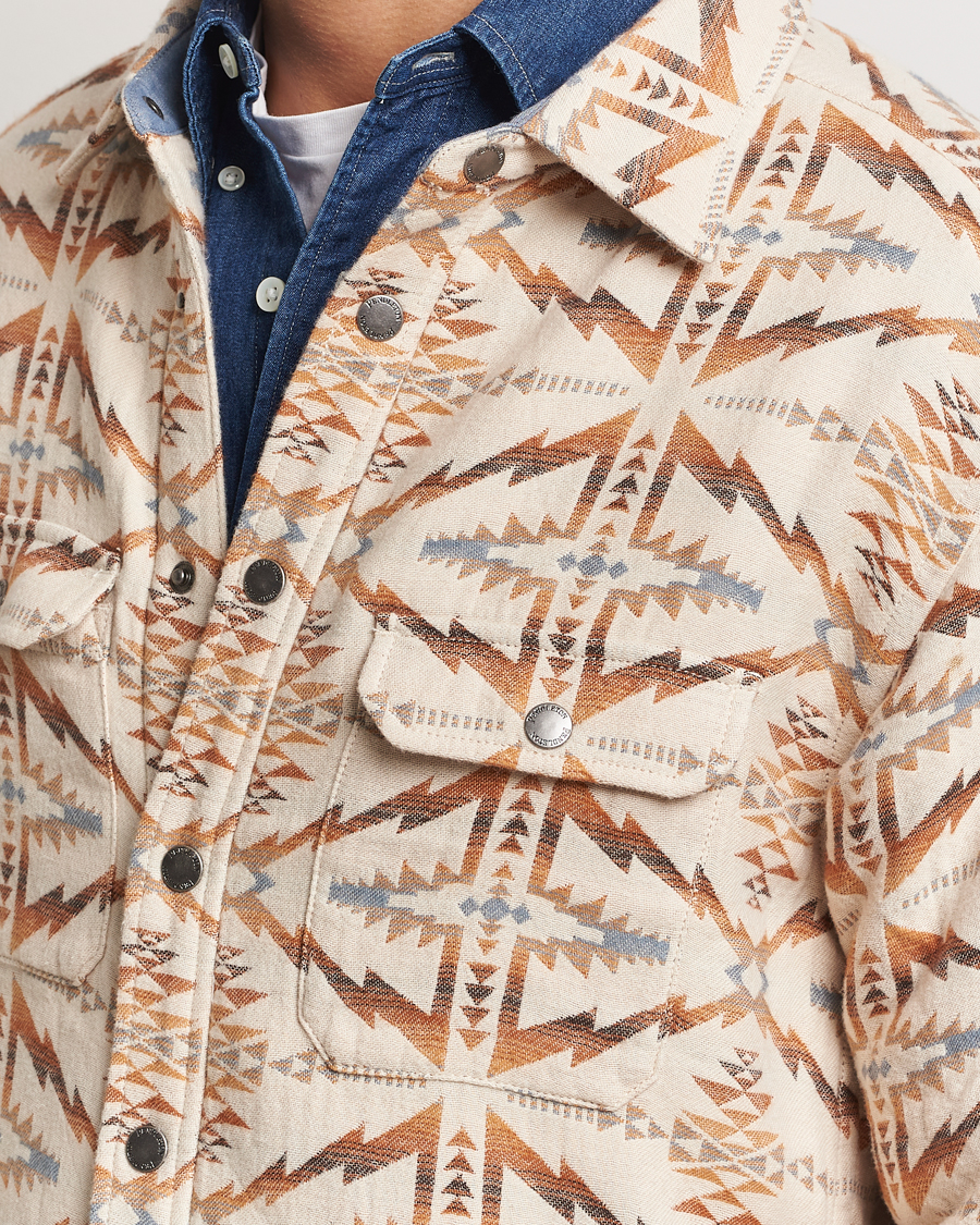 Men | Coats & Jackets | Pendleton | Bay City Teddy Lined Shirt Jacket Trapper Peak