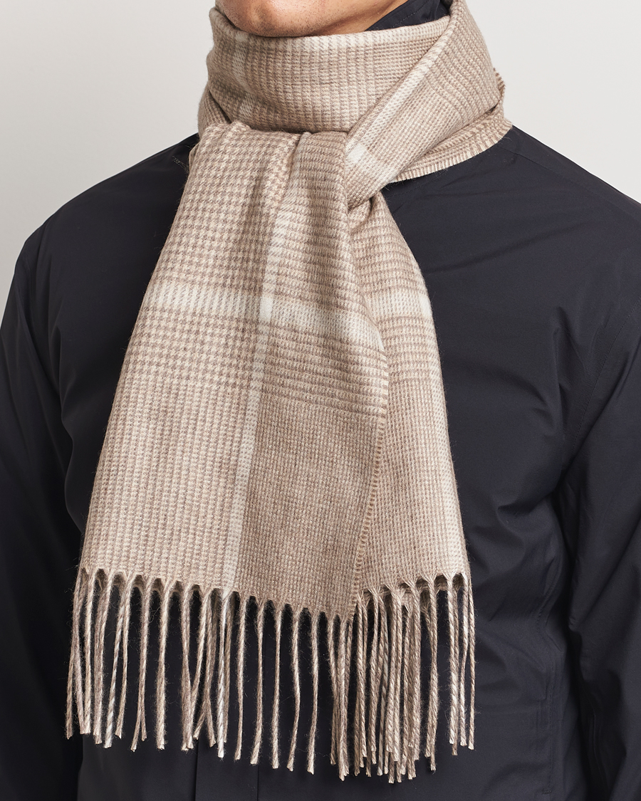 Men | Piacenza Cashmere Cashmere/Silk Overcheck Scarf Beige | Piacenza Cashmere | Cashmere/Silk Overcheck Scarf Beige