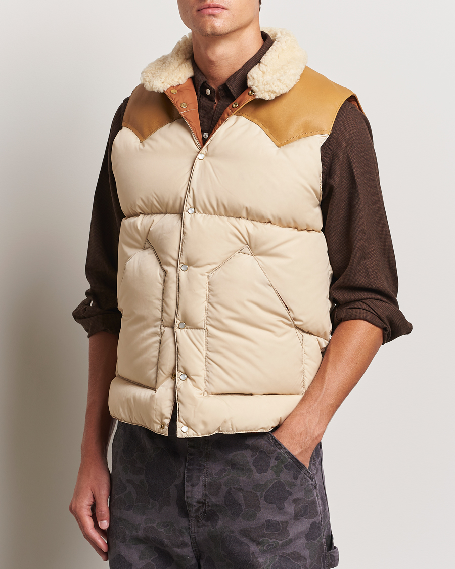 Men | Coats & Jackets | Rocky Mountain Featherbed | Christy Vest Light Beige