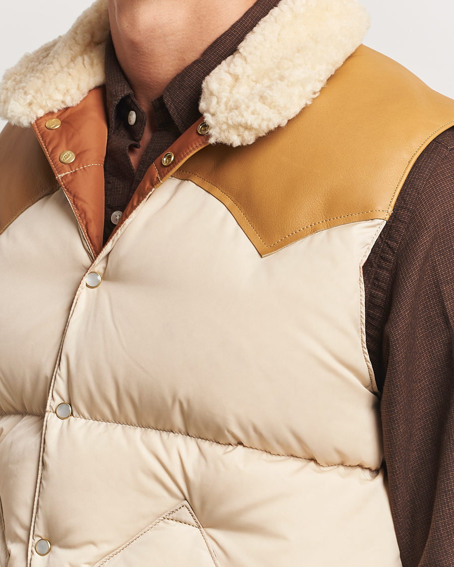 Men | Coats & Jackets | Rocky Mountain Featherbed | Christy Vest Light Beige