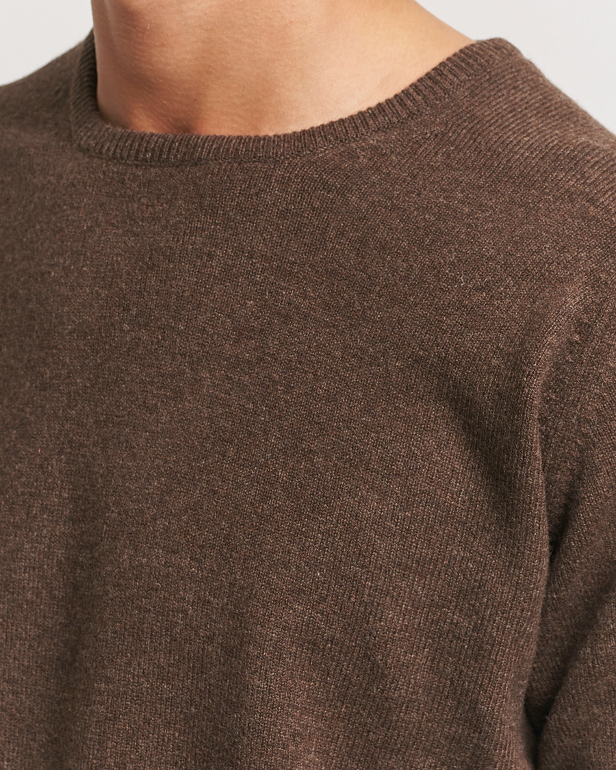 Men | Sweaters & Knitwear | William Lockie | Rob Lambswool Crewneck Mocha