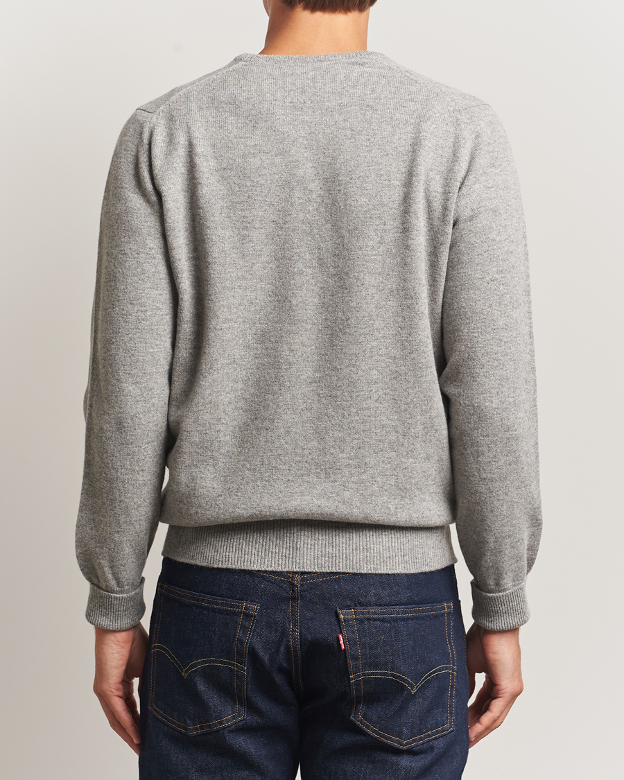 Men | Sweaters & Knitwear | William Lockie | Rob Lambswool V-Neck Flannel