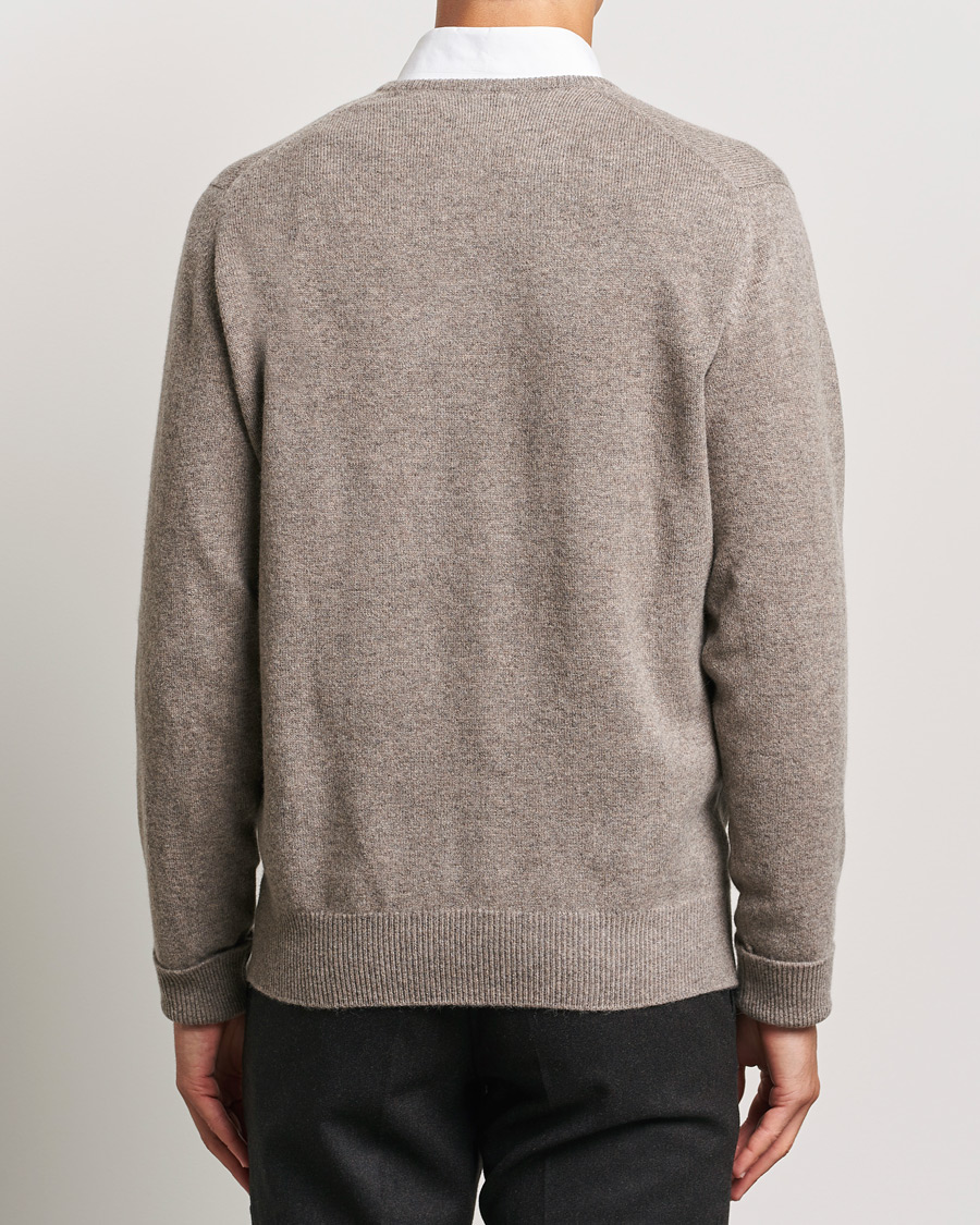 Men | Sweaters & Knitwear | William Lockie | Rob Lambswool V-Neck Vole