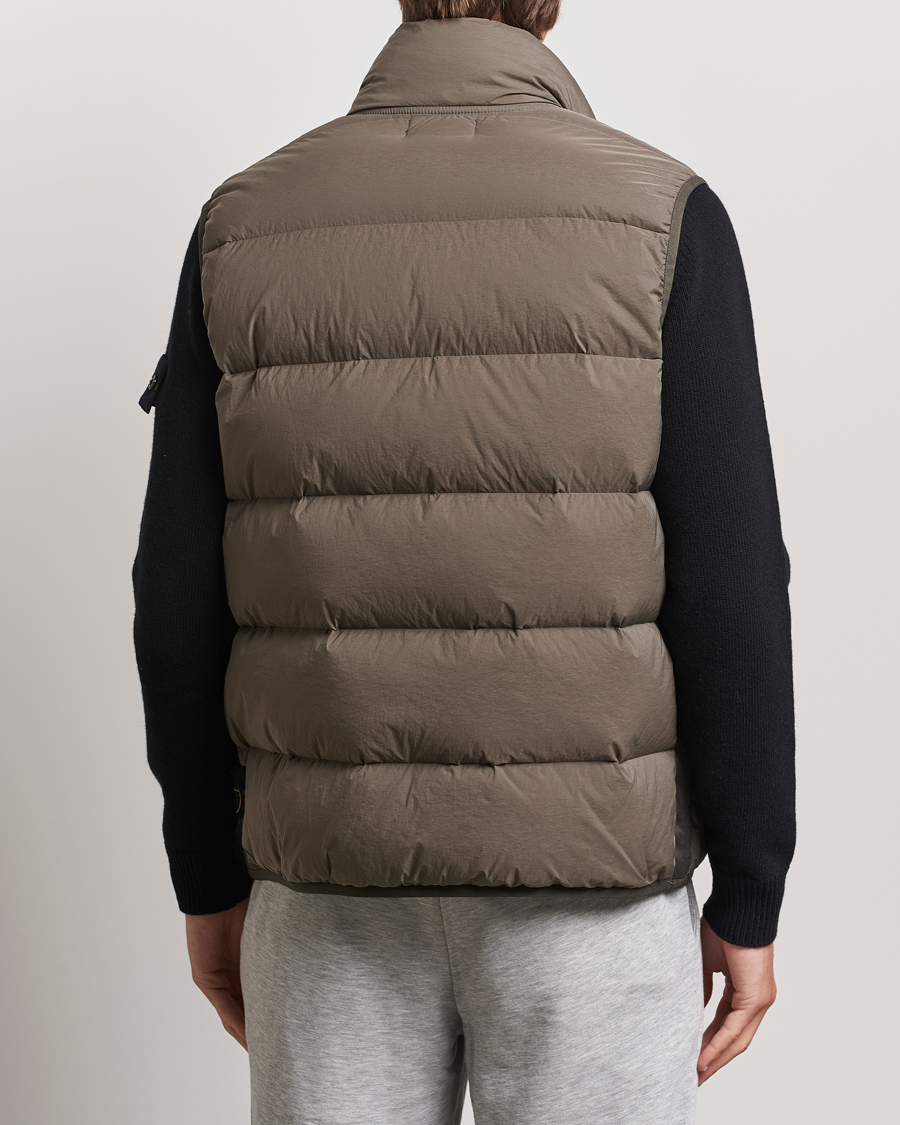 Men | Coats & Jackets | Stone Island | Nylon Down-TC Vest Walnut