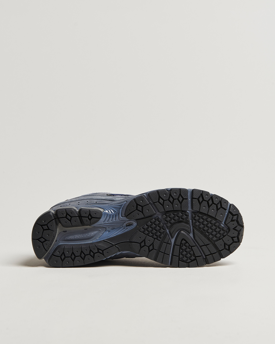 Men | New Balance 2002R Sneakers Dark Grey/Navy | New Balance | 2002R Sneakers Dark Grey/Navy