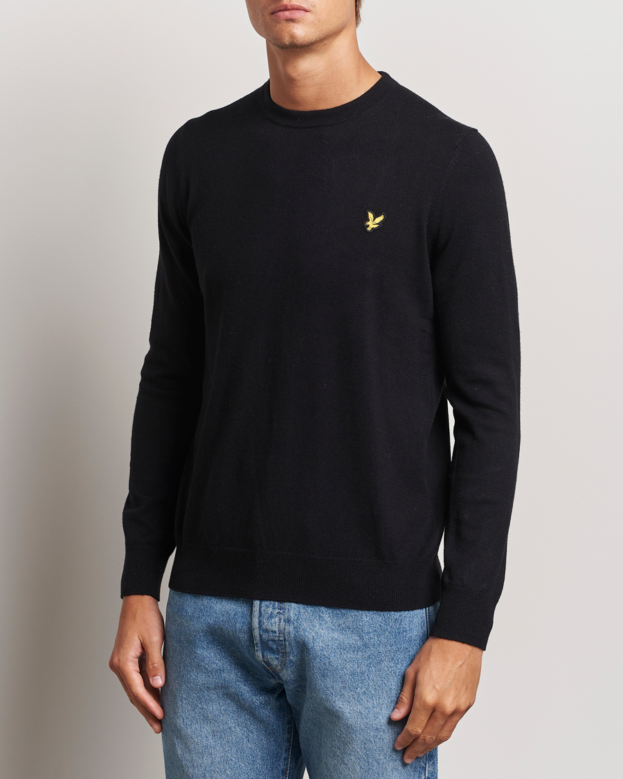 Men | Sweaters & Knitwear | Lyle & Scott | Cotton/Merino Crew Neck Jumper Jet Black