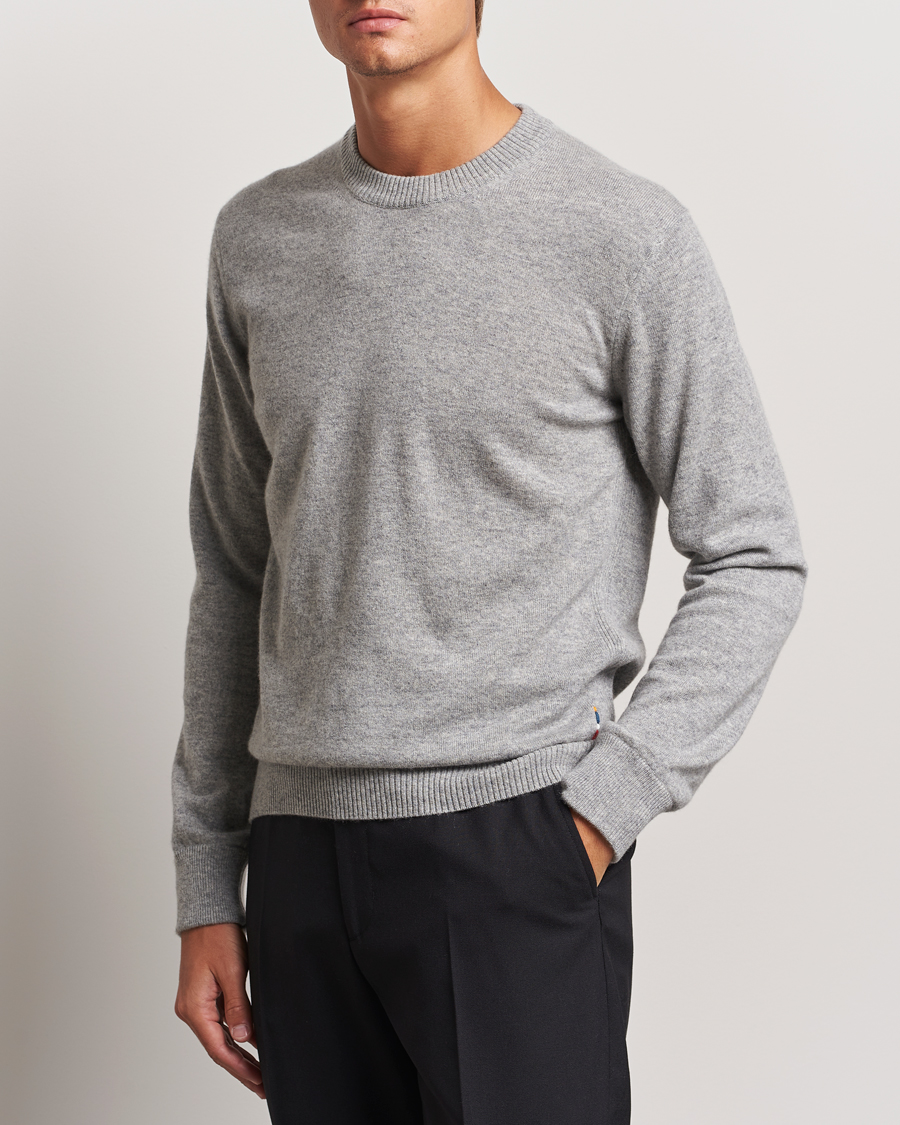 Men | Sweaters & Knitwear | Orlebar Brown | Levar Cashmere Crewneck Oyster Grey