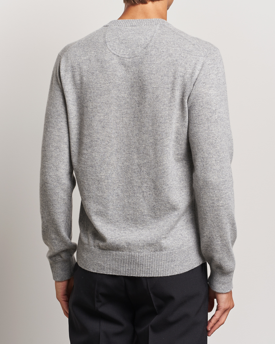Men | Sweaters & Knitwear | Orlebar Brown | Levar Cashmere Crewneck Oyster Grey