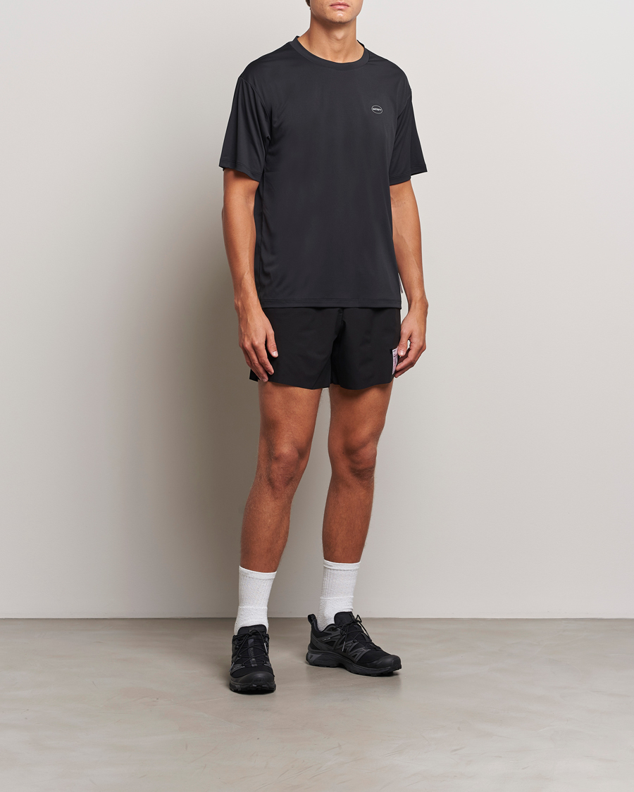 Men | T-Shirts | Satisfy | AuraLite T-Shirt Black