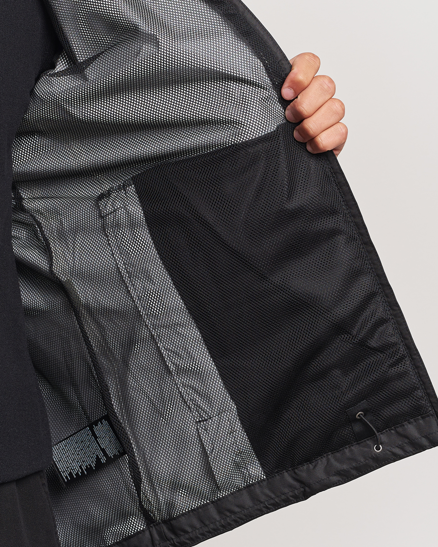 Men | Coats & Jackets | The North Face | Quest Jacket Black