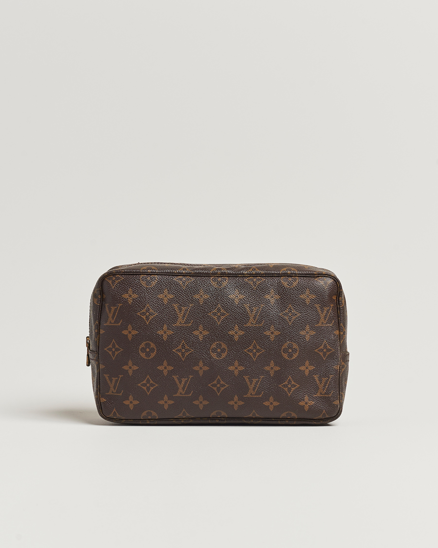 Men | Louis Vuitton Pre-Owned Trousse de Toilette Washbag Monogram | Louis Vuitton Pre-Owned | Trousse de Toilette Washbag Monogram