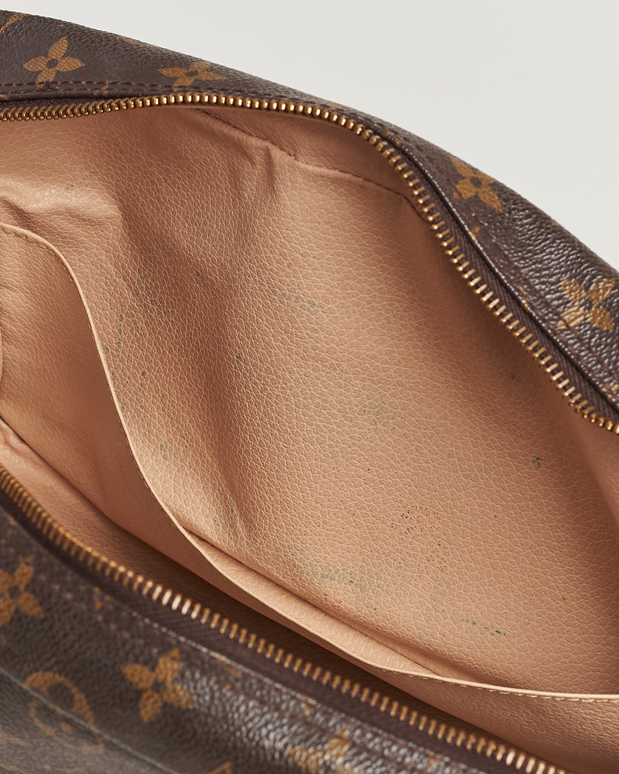 Men | Louis Vuitton Pre-Owned Trousse de Toilette Washbag Monogram | Louis Vuitton Pre-Owned | Trousse de Toilette Washbag Monogram