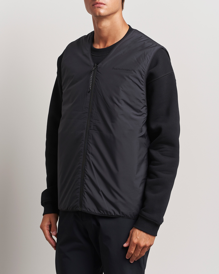 Men | Coats & Jackets | Peak Performance | Insulated Reversable Vest Pine Needle