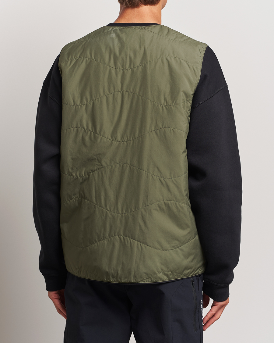 Men | Coats & Jackets | Peak Performance | Insulated Reversable Vest Pine Needle