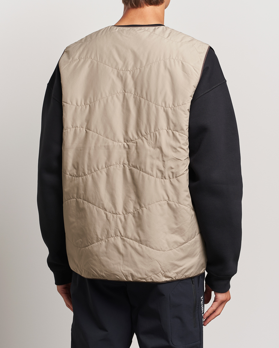 Men | Coats & Jackets | Peak Performance | Insulated Reversable Vest Avid Beige