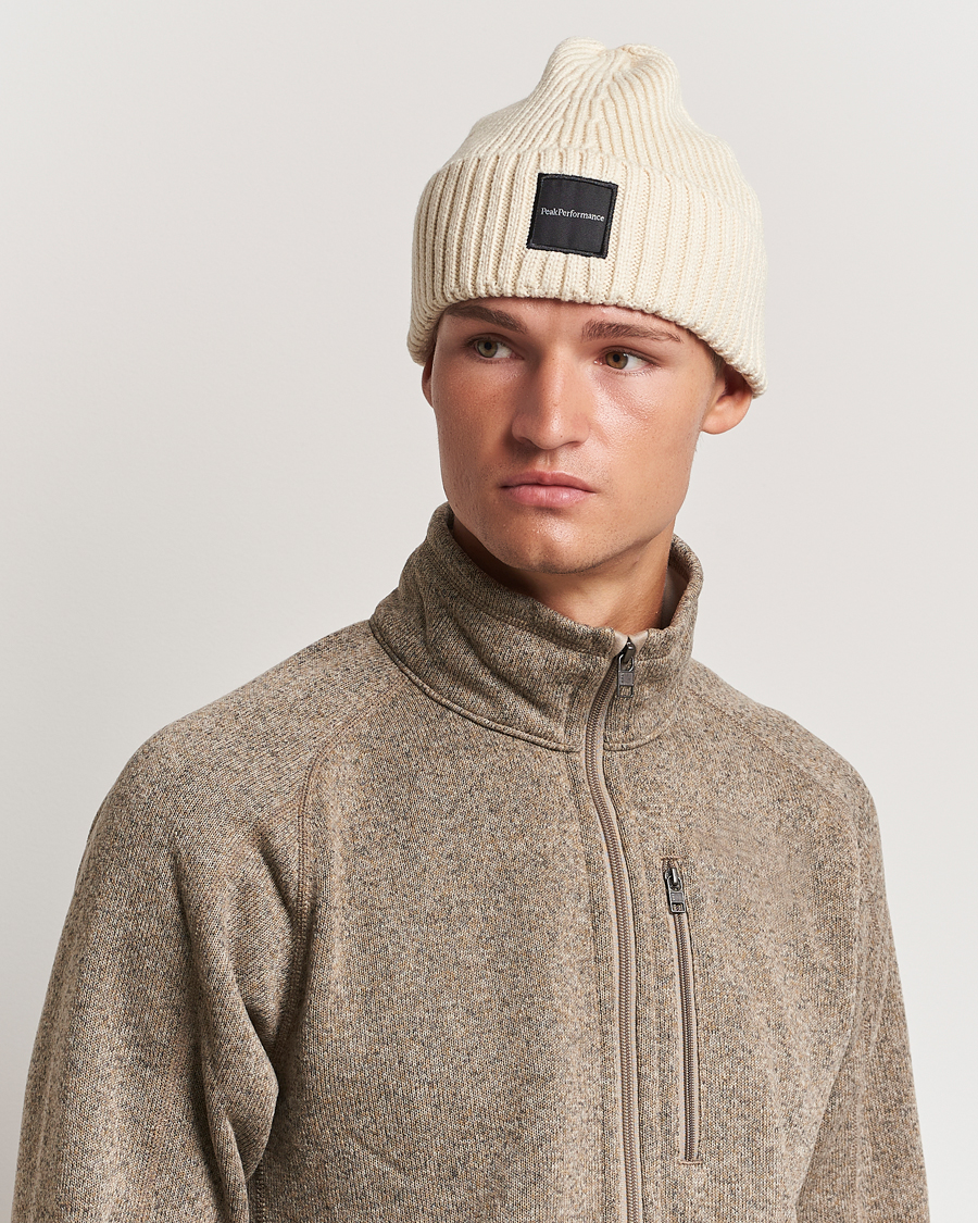 Men | Beanies | Peak Performance | Cornice Hat Vintage White
