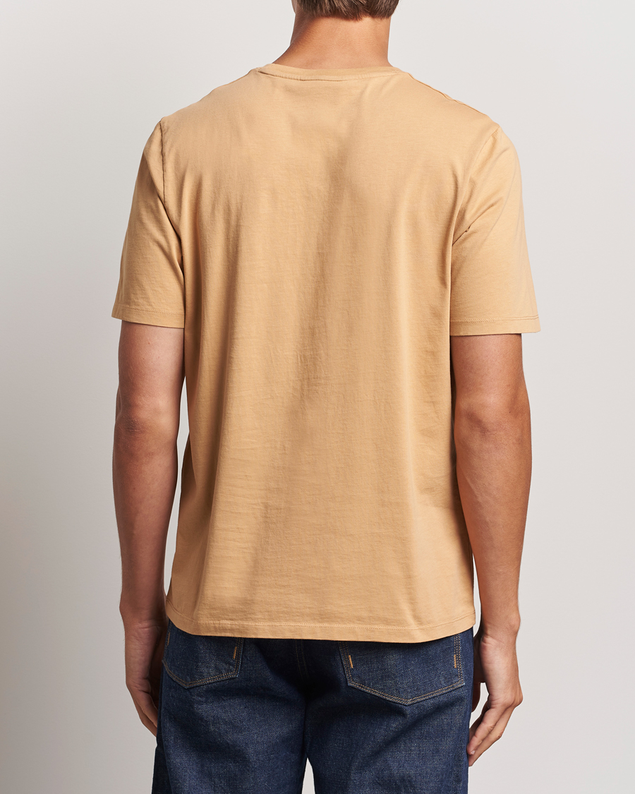 Men | T-Shirts | Maison Kitsuné | Chillax Fox T-Shirt Chamomile Beige