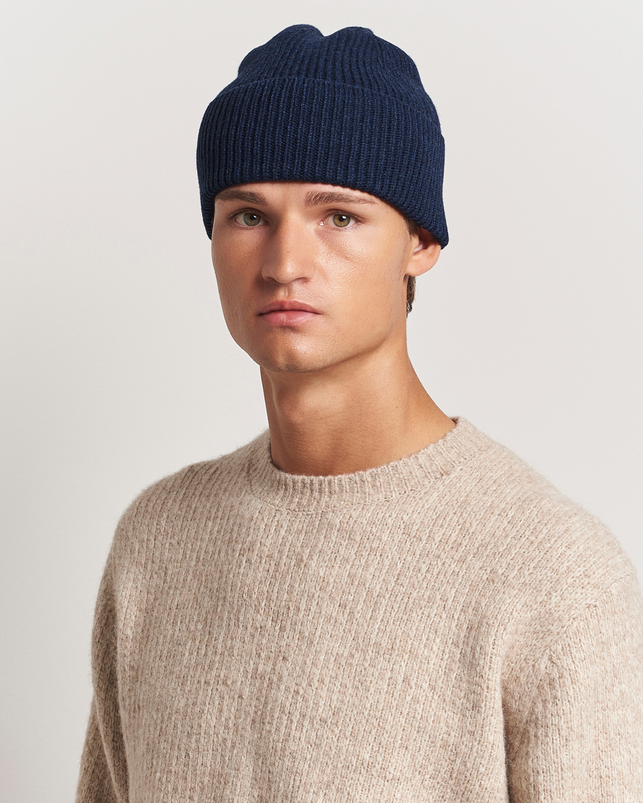 Men | Beanies | Colorful Standard | Merino Wool Beanie Marine Blue