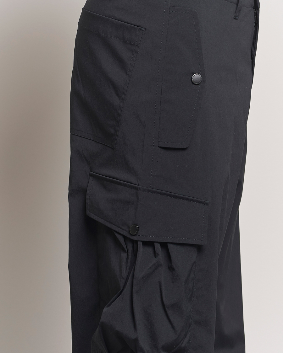 Men | Trousers | J.Lindeberg | Cosmo Tech Cargo Pants Black