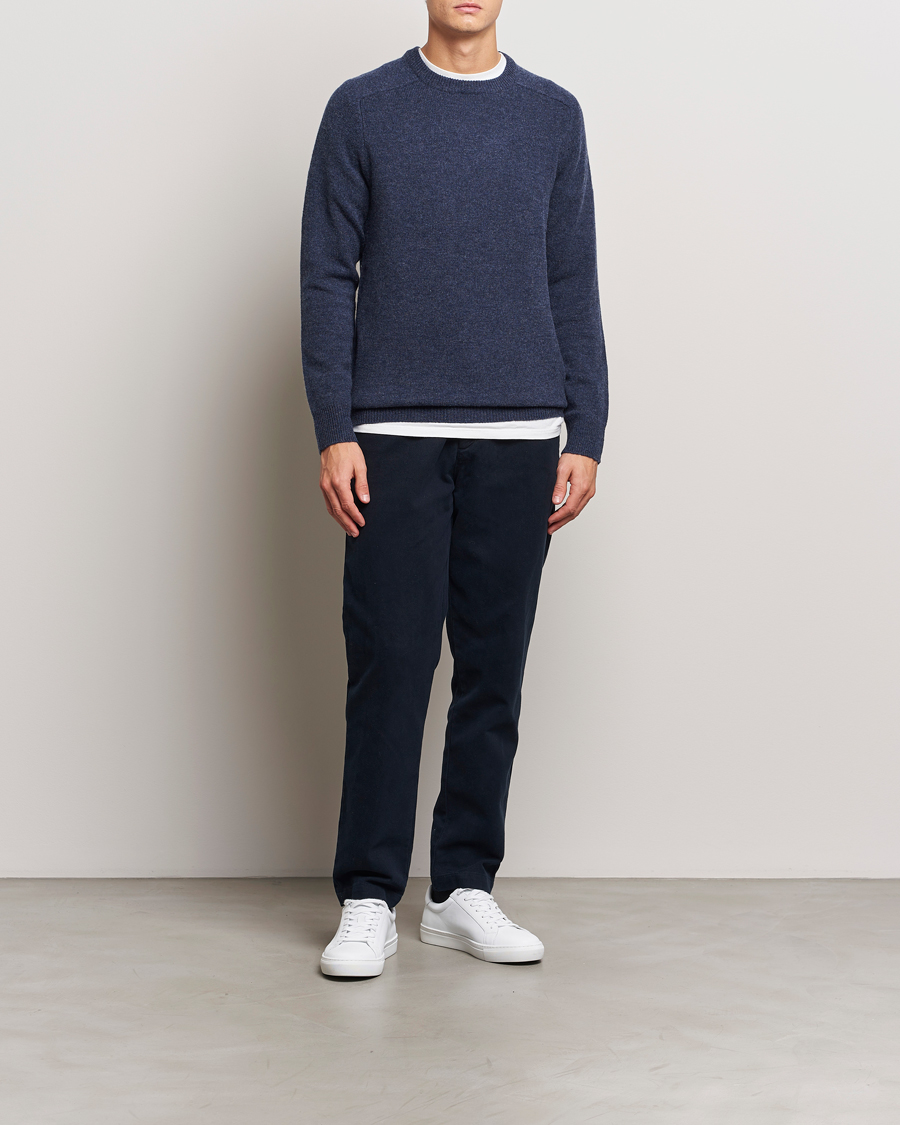 Men | Sweaters & Knitwear | A Day's March | Brodick Lambswool Sweater Navy