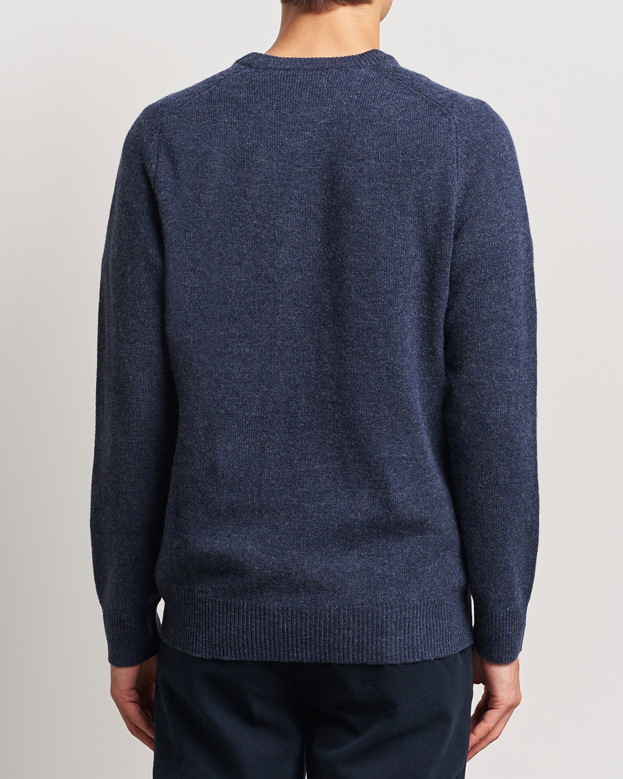 Men | Sweaters & Knitwear | A Day's March | Brodick Lambswool Sweater Navy