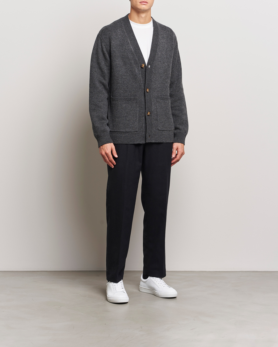 Men | Trousers | A Day's March | Gairloch Relaxed Wool Trousers Black