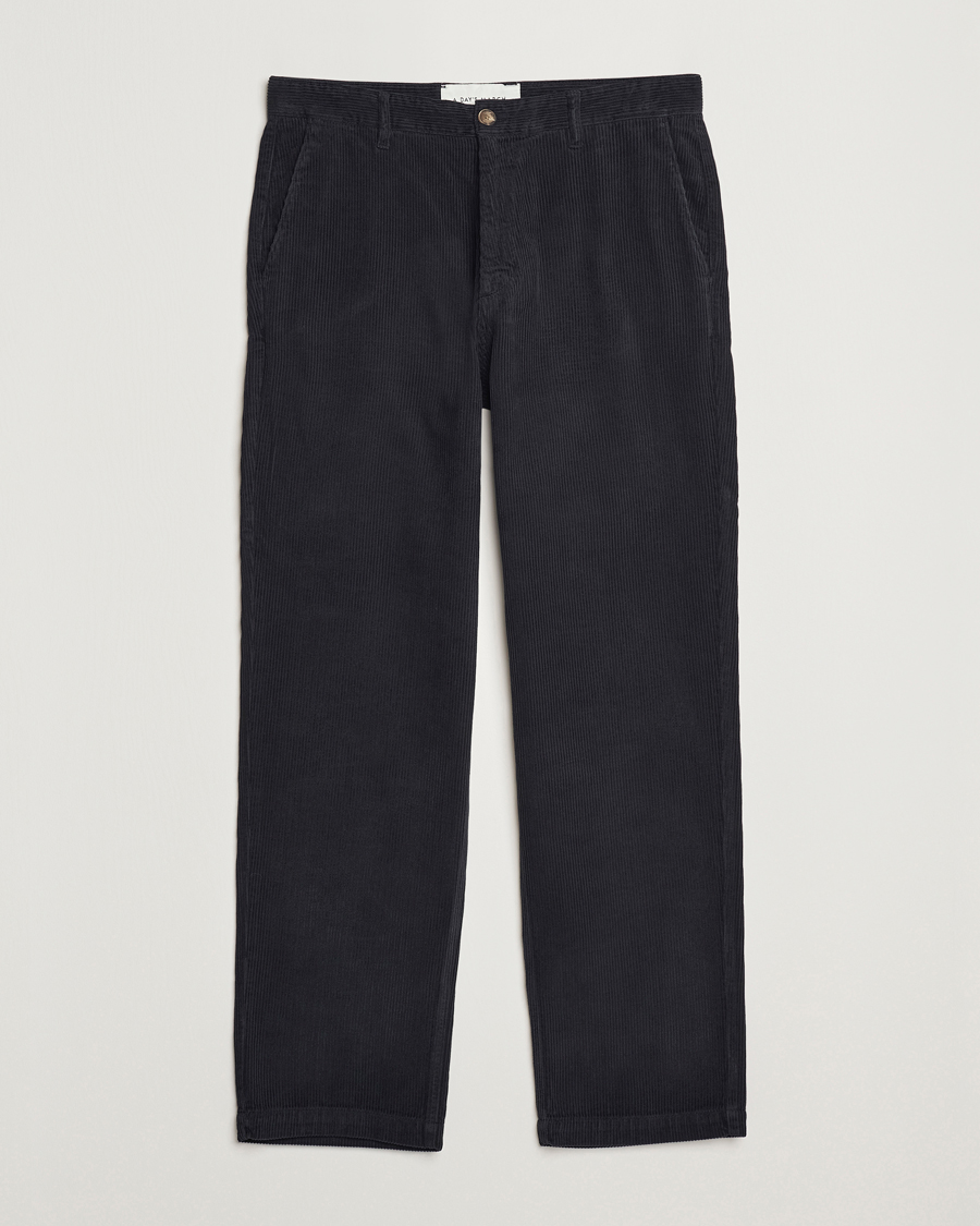 Men | Trousers | A Day's March | Redwood Corduroy Trousers Black