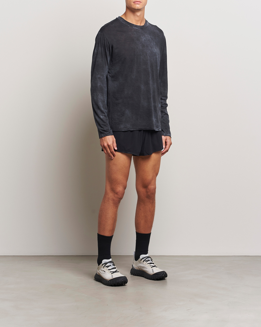 Men | Shorts | Satisfy | Space-O 2.5 Distance Shorts Black