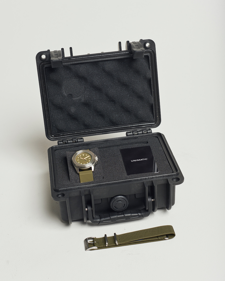 Men | UNIMATIC Modello Quattro - Limited Watch Olive | UNIMATIC | Modello Quattro - Limited Watch Olive