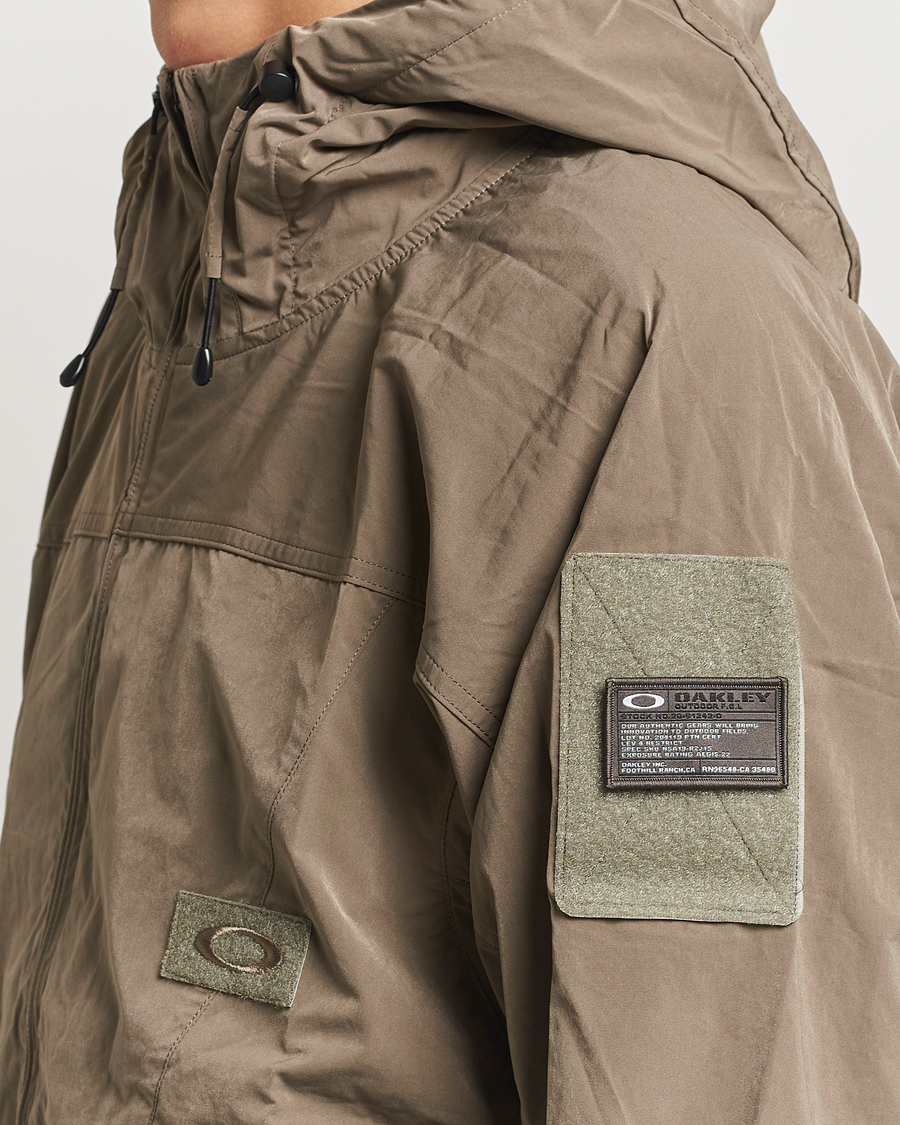Men | Coats & Jackets | Oakley | FGL Sector Jacket Sheet Metal
