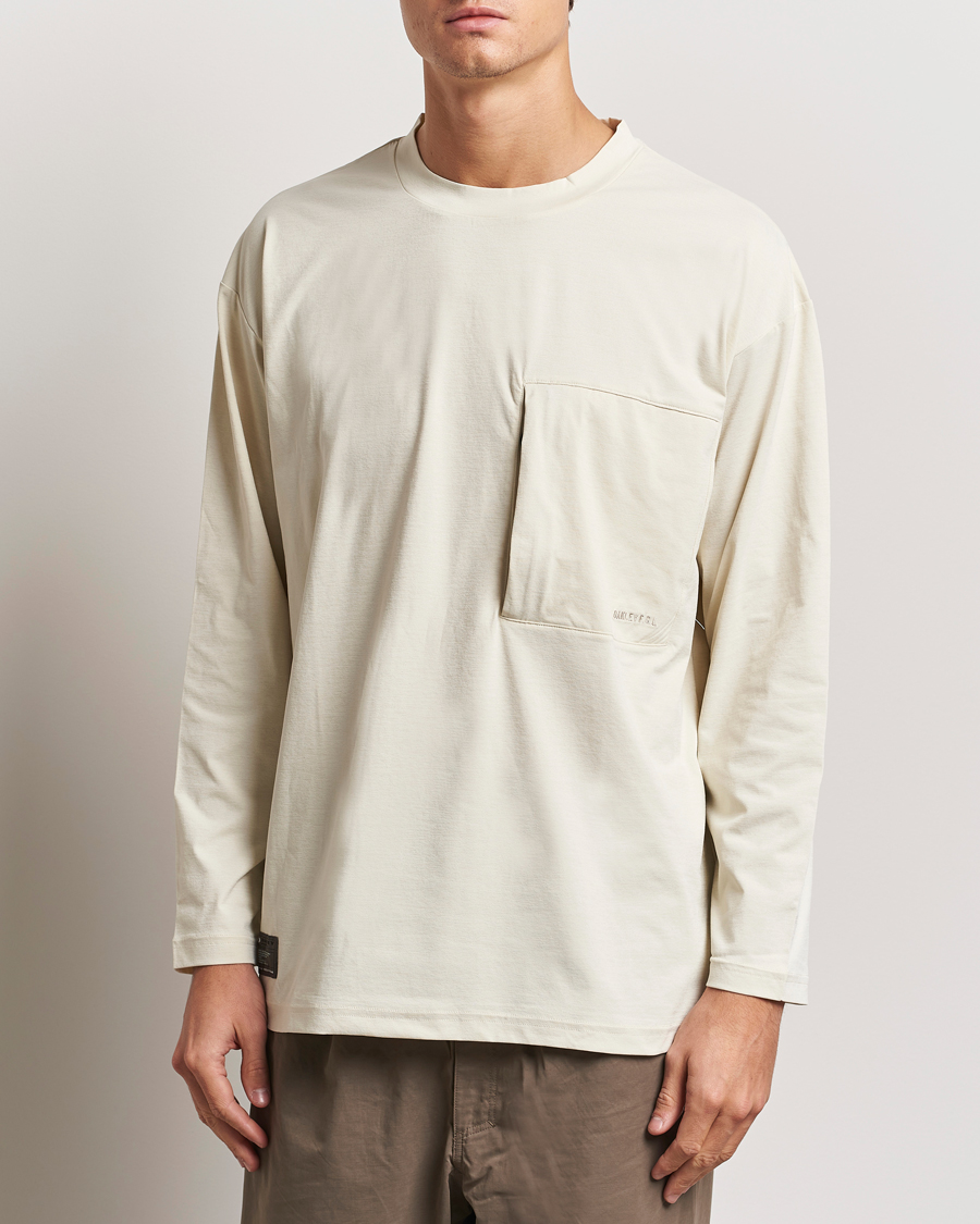 Men | T-Shirts | Oakley | FGL Scratch Long Sleeve T-Shirt Bone