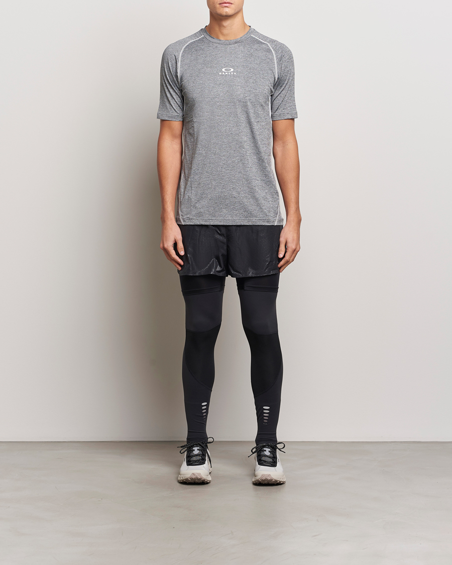 Men | Shorts | Oakley | Pursuit Pro 6' 2in1 Shorts Blackout