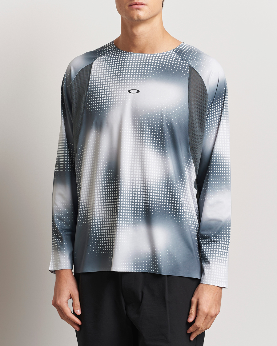 Men | T-Shirts | Oakley | Pursuit Pro Long Sleeve T-Shirt Organic Spots